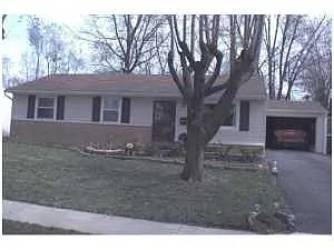 1704 Burlington Ave photo 1