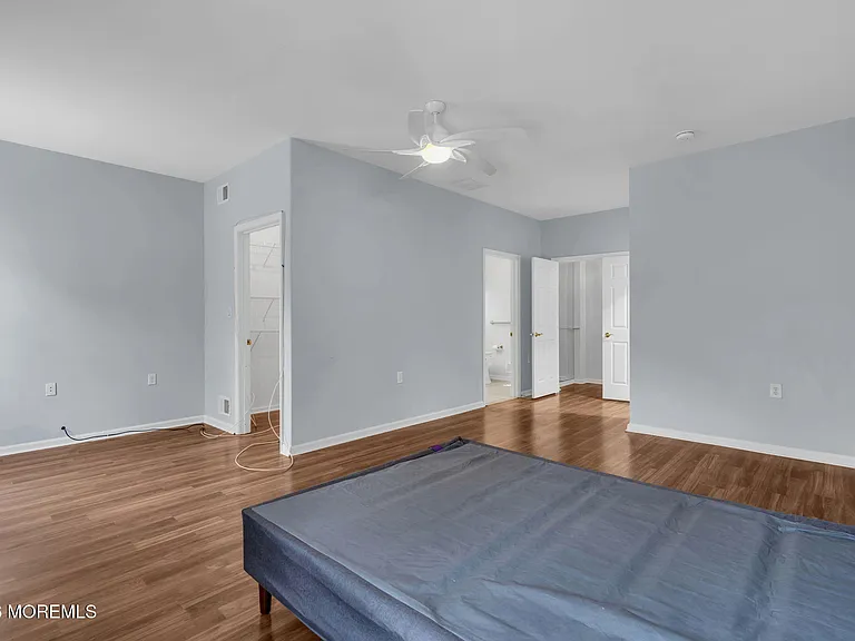 1 Evans Ct — Photo 21