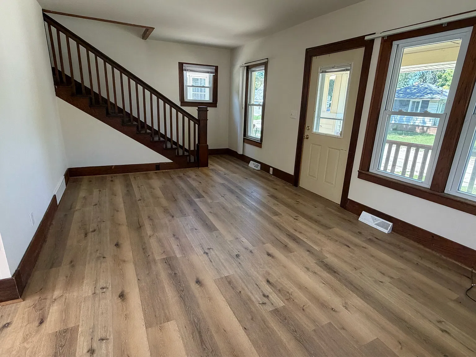 1128 Maginn Court - 1 — Photo 2