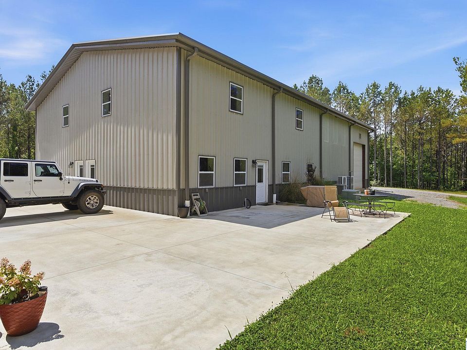 1st image of 2575 Saint Clair Rd