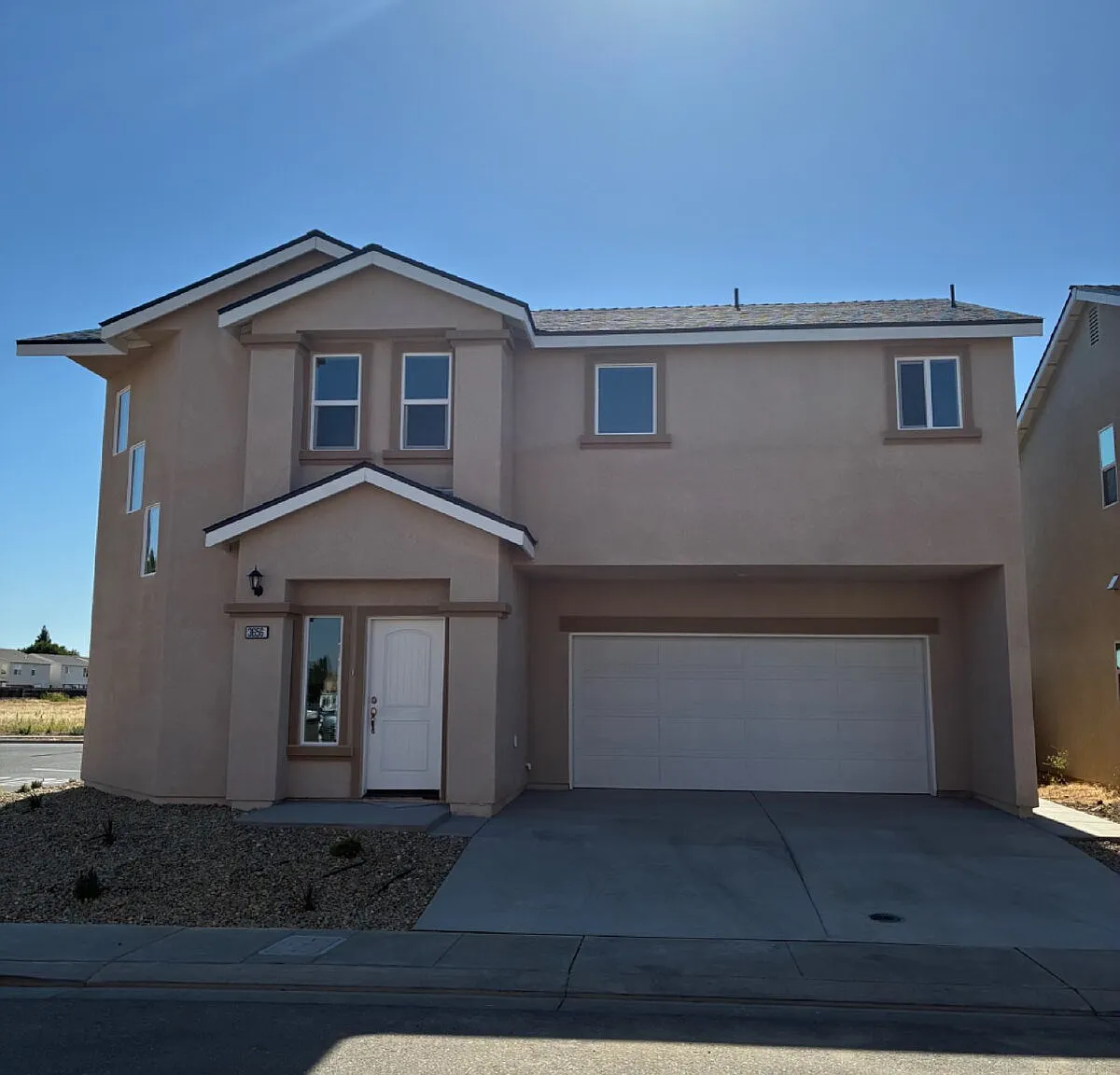 3 bed, 2.5 bath, $2,125 — Photo 2