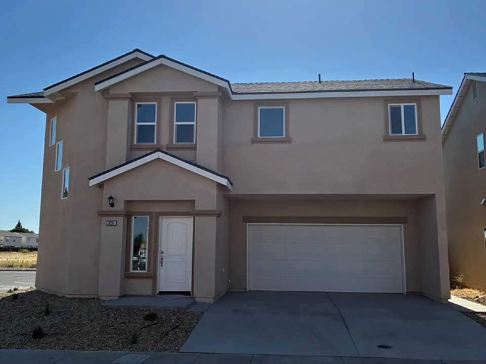 3656 San Onofre Ave