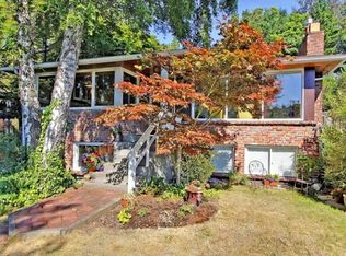 8434 46th Ave SW, Seattle, WA 98136