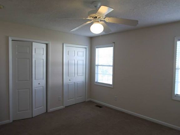 2nd image of 3951 Ooo6 Sterling Pointe Dr