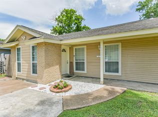 3809 Newton Dr, Pasadena, TX 77503
