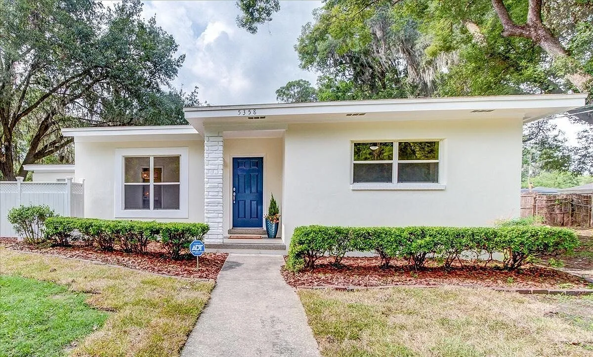 4 bed, 1420 sqft, $1,435 — Photo 1