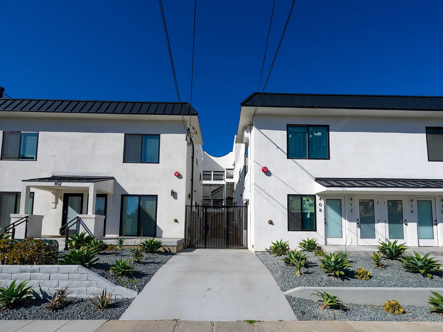 2 bed, 800 sqft, $2,895 — Photo 2