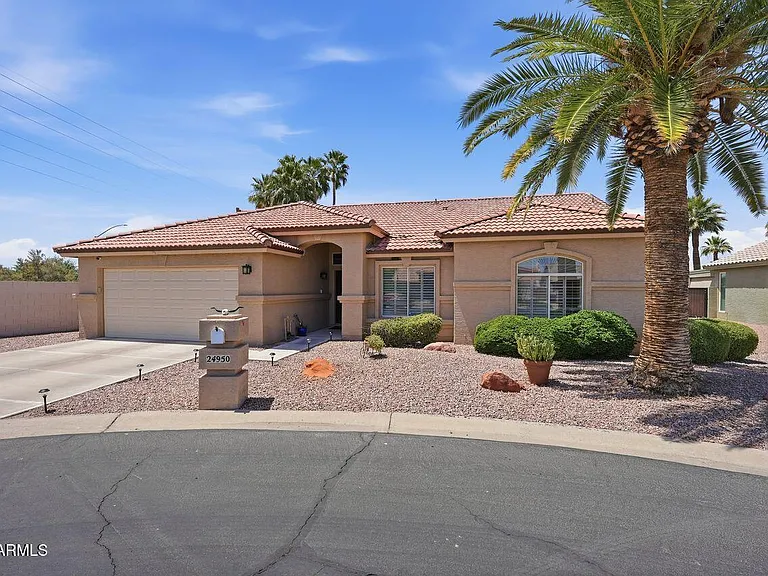 24950 S Lakewood Dr — Photo 3