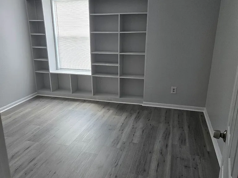 bedroom#1