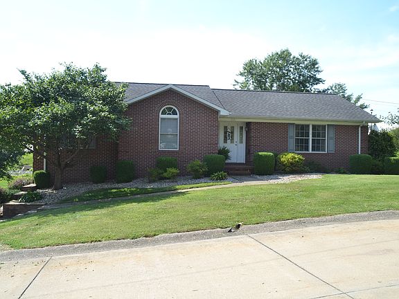 2nd image of 106 Robin Dr