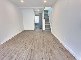 911 N Rosedale St, Baltimore, MD 21216