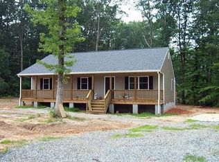 457 Buckner Rd, Bumpass, VA 23024