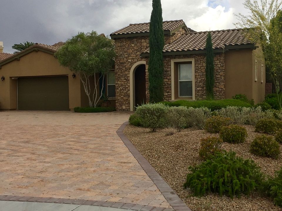 1st image of 100 Contrada Fiore Dr
