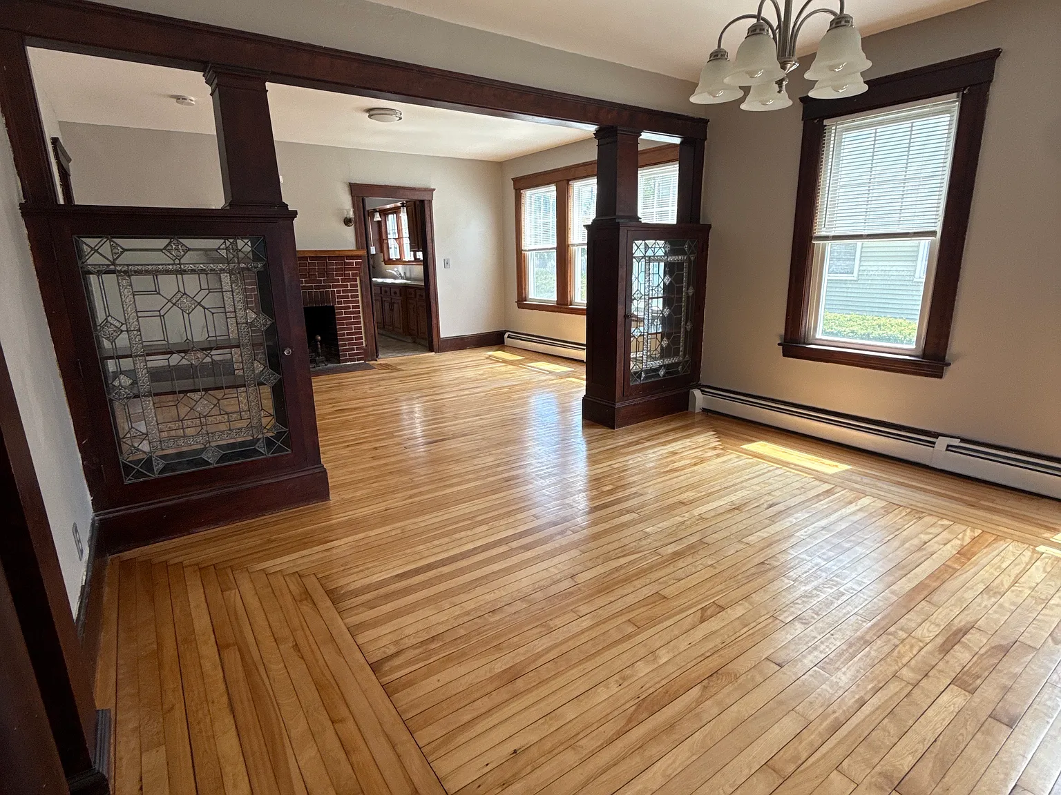 35 Burncoat St — Photo 1