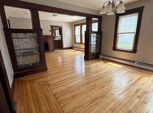 35 Burncoat St #1, Worcester, MA 01605