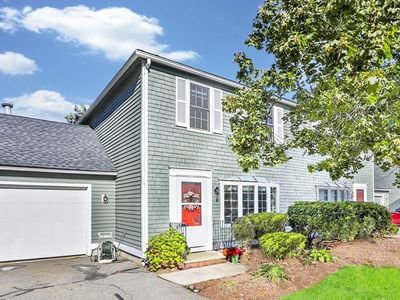 154 Whittier Meadows Dr, Amesbury, MA, 01913