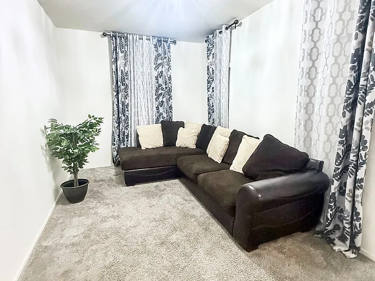 1829 W Spur Dr — Photo 19