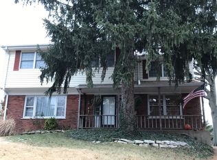 8104 Mackenzie Rd, Saint Louis, MO 63123