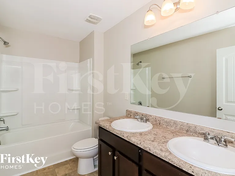 31 Wesleyan Way — Photo 13