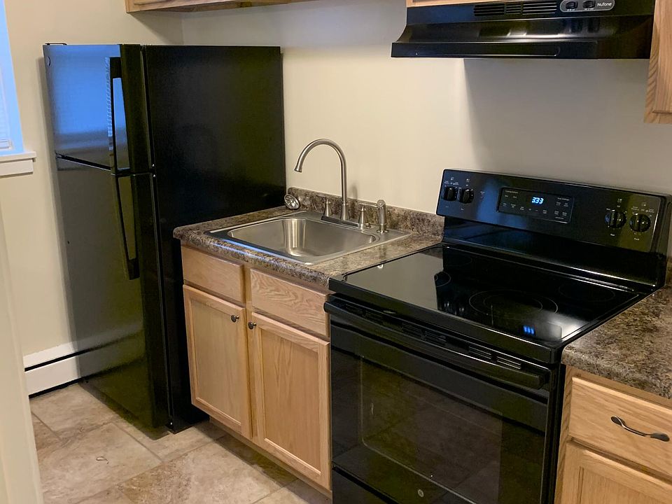 1st image of 859 Saint Paul Ave #10