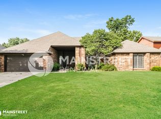 14028 Apache Dr, Edmond, OK 73013