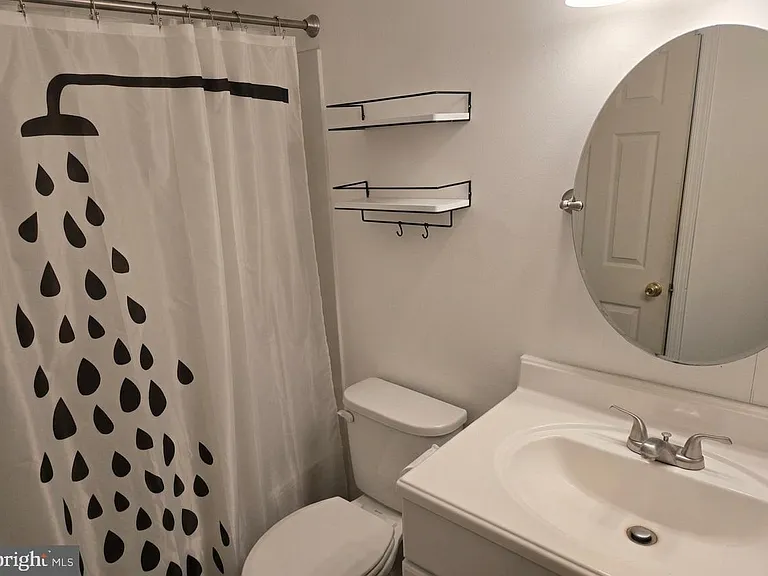 601 Magnolia Ct — Photo 9
