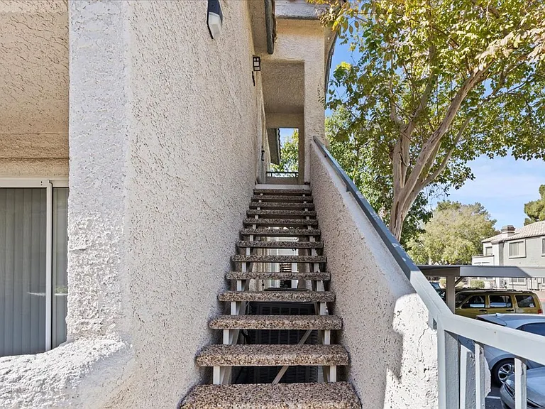 3145 Casey Dr #201 — Photo 2