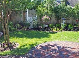 59 N Queenscliff Cir, Spring, TX 77382