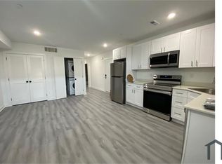 5436 Vine St, Philadelphia, PA 19139