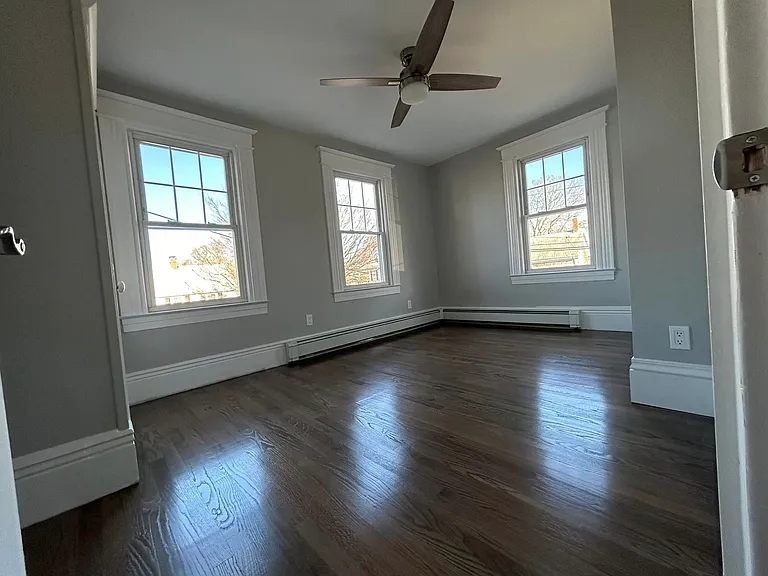 12 Lincoln St #4 — Photo 25