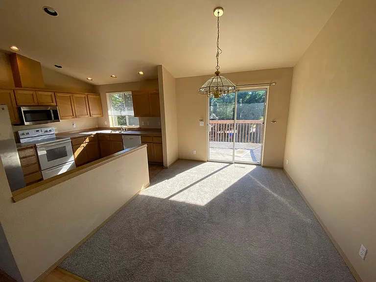 704 143rd Pl SW — Photo 8