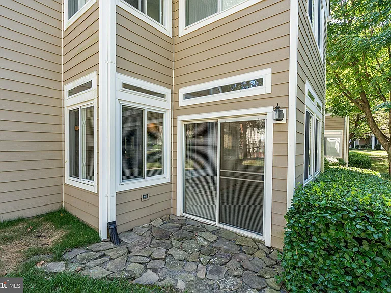 12232 Fort Buffalo Cir #511 — Photo 36