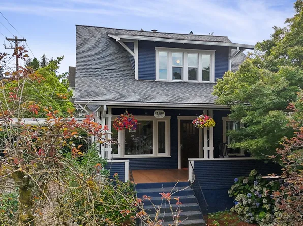 620 12th St, Oregon City, OR 97045