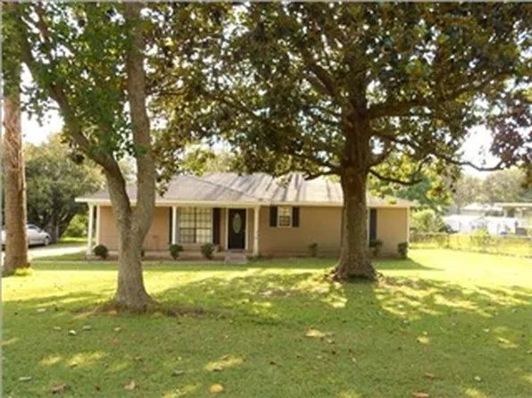 9405 Maple Ridge Dr, Saraland, AL 36571