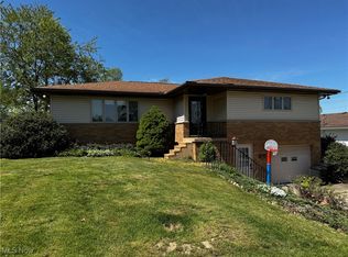 72220 E Sharon Rd, Bridgeport, OH 43912