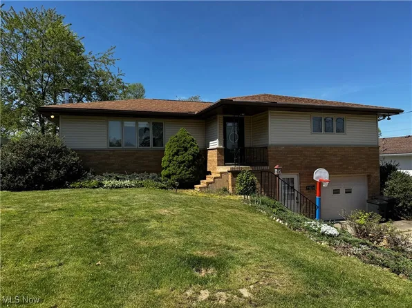 72220 E Sharon Rd, Bridgeport, OH 43912