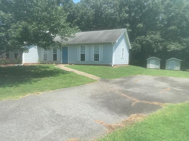 1st image of 114 Cobblestone Ln #1