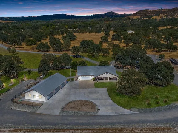 13495 Stone Ln, Burson, CA 95225