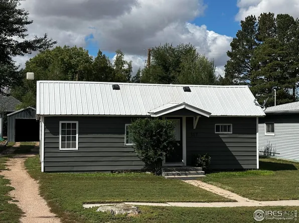 317 N Weld St, Otis, CO 80743
