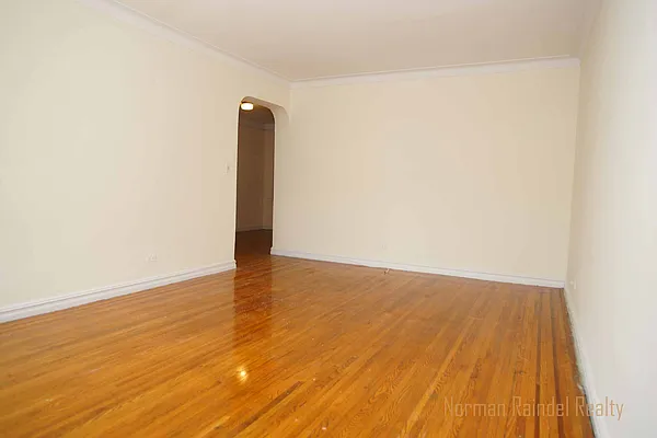 Rented by Norman Raindel, LREB | media 6