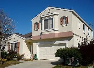 3rd image of 448 Poppyfield Dr