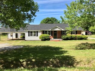 1623 Pinckney Rd, Chester, SC 29706