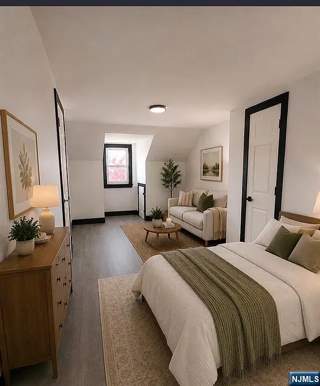 1 bed, 1.0 bath, $2,000 — Photo 2