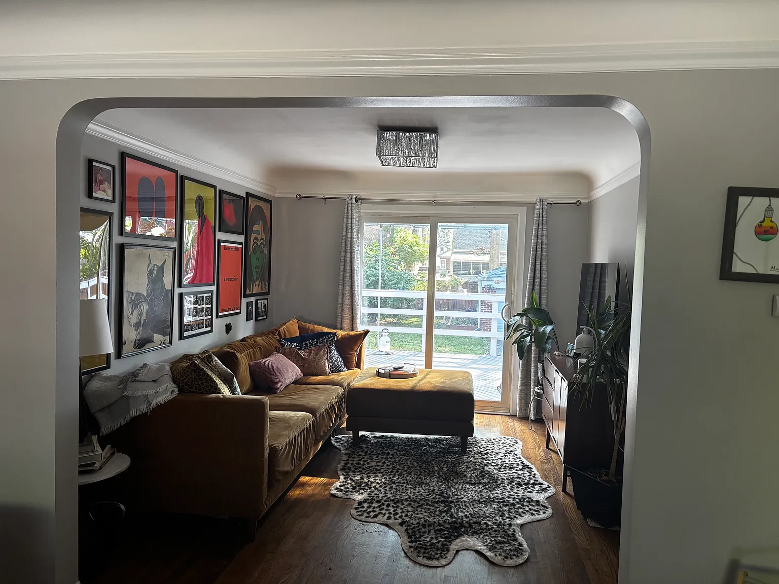 2 bed, 1240 sqft, $1,900 — Photo 3