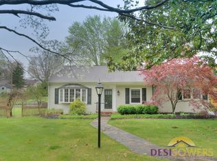 307 10th St, Radford, VA 24141
