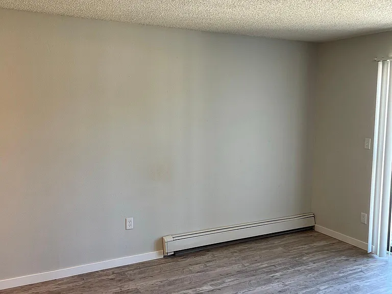 511 S Johnson St #10 — Photo 7