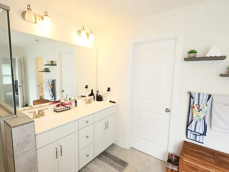 15507 Morocco Ln — Photo 42
