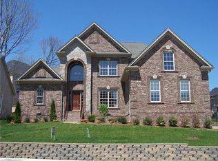 1059 Fitzroy Cir, Spring Hill, TN 37174