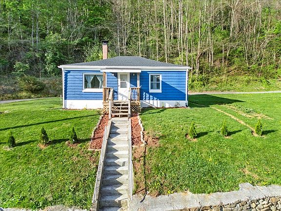 2nd image of 6595 Roanoke Rd
