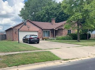 1406 Morningside Dr, Lebanon, IN 46052